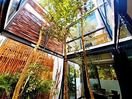 Spectacular Jungle Houses