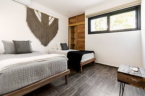 Spectacular Jungle Houses