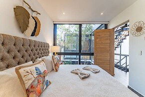 Spectacular Jungle Houses