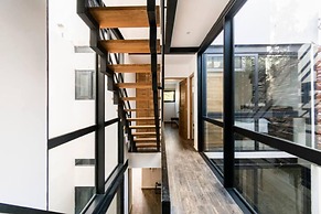 Spectacular Jungle Houses