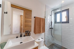 Spectacular Jungle Houses