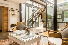 Spectacular Jungle Houses