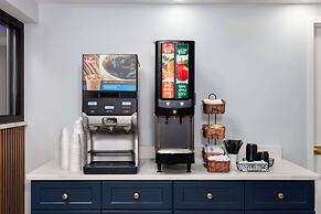 Super 8 By Wyndham Baltimore Northwest