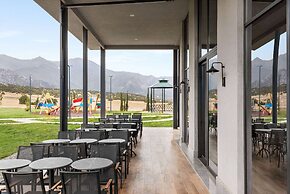 Ramada Encore By Wyndham Zomin