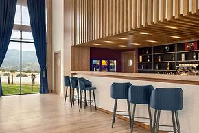 Ramada Encore By Wyndham Zomin