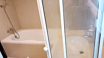 6D - 3 Bedroom Downtown Apartment With Shared Pool