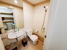 6D - 3 Bedroom Downtown Apartment With Shared Pool