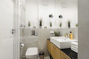 Lumina apartment with balcony Warsaw
