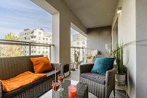 Lumina apartment with balcony Warsaw