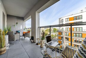 Lumina apartment with balcony Warsaw