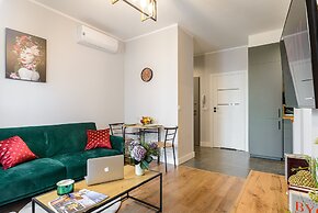 Lumina apartment with balcony Warsaw