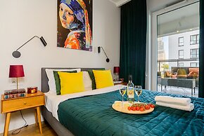 Lumina apartment with balcony Warsaw