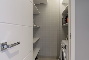 Lumina apartment with balcony Warsaw