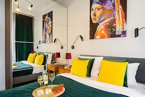 Lumina apartment with balcony Warsaw