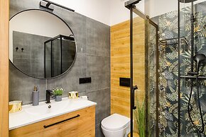 Lumina apartment with balcony Warsaw