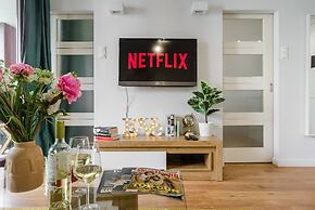 Lumina apartment with balcony Warsaw