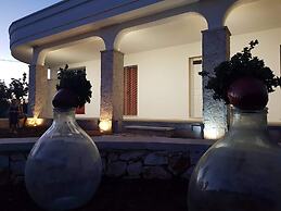 Villa Levante Sea View With Air Conditioning, Parking And Wi-fi