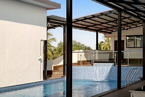 La Baga Beach Hotel by Orion Hotels