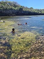 Room in Guest Room - Dolphin Suite 40 m2 in Villa 560 m2, Indian Ocean