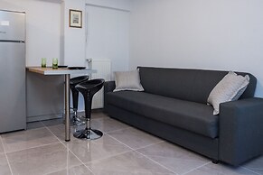 Charming Urban Oasis at Megaro Mousikis