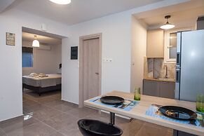 Charming Urban Oasis at Megaro Mousikis