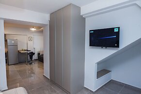 Charming Urban Oasis at Megaro Mousikis