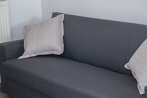 Charming Urban Oasis at Megaro Mousikis