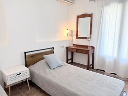 Linda's Villa In Unrivalled Position in Kournas - Amazing View!