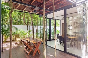 Supreme Jungle Holiday Home