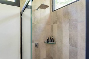 Supreme Jungle Holiday Home