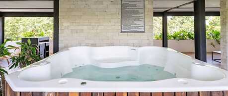 Supreme Jungle Holiday Home