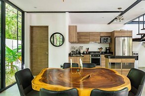 Supreme Jungle Holiday Home