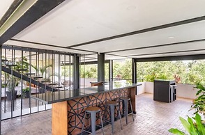 Supreme Jungle Holiday Home