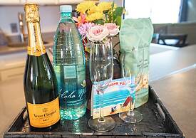 Sunny and Soothing Oceanfront Vistas