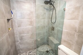 Sunny and Soothing Oceanfront Vistas