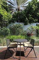 Luxurious Coastal Villa w Pool & Garden