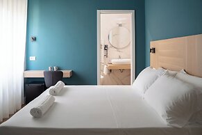 Nolana 28 Rooms in Naples