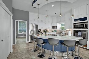 Canyon Lake Luxury Pool Games & Stunning Views