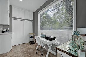 Canyon Lake Luxury Pool Games & Stunning Views