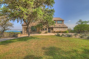Canyon Lake Luxury Pool Games & Stunning Views