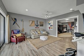 Canyon Lake Luxury Pool Games & Stunning Views