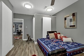 Canyon Lake Luxury Pool Games & Stunning Views