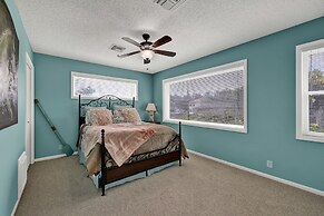 Canyon Lake Luxury Pool Games & Stunning Views