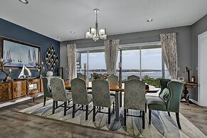 Canyon Lake Luxury Pool Games & Stunning Views