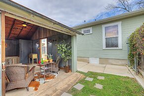 Charming Bungalow With Spa! Close to Main St!