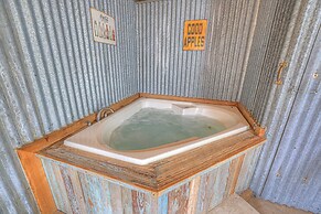 Charming Bungalow With Spa! Close to Main St!