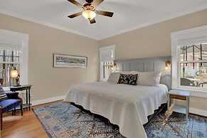 Charming Craftsman Home!-2 Blks From Main St!