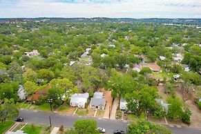 Just Peachy: Hot-tub, 8 Blocks to Main St