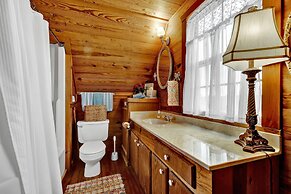 Das Liebe Haus- Peaceful-12 mi to Downtown Fred