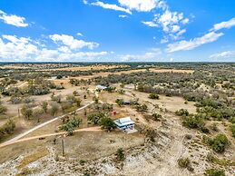 Das Liebe Haus- Peaceful-12 mi to Downtown Fred